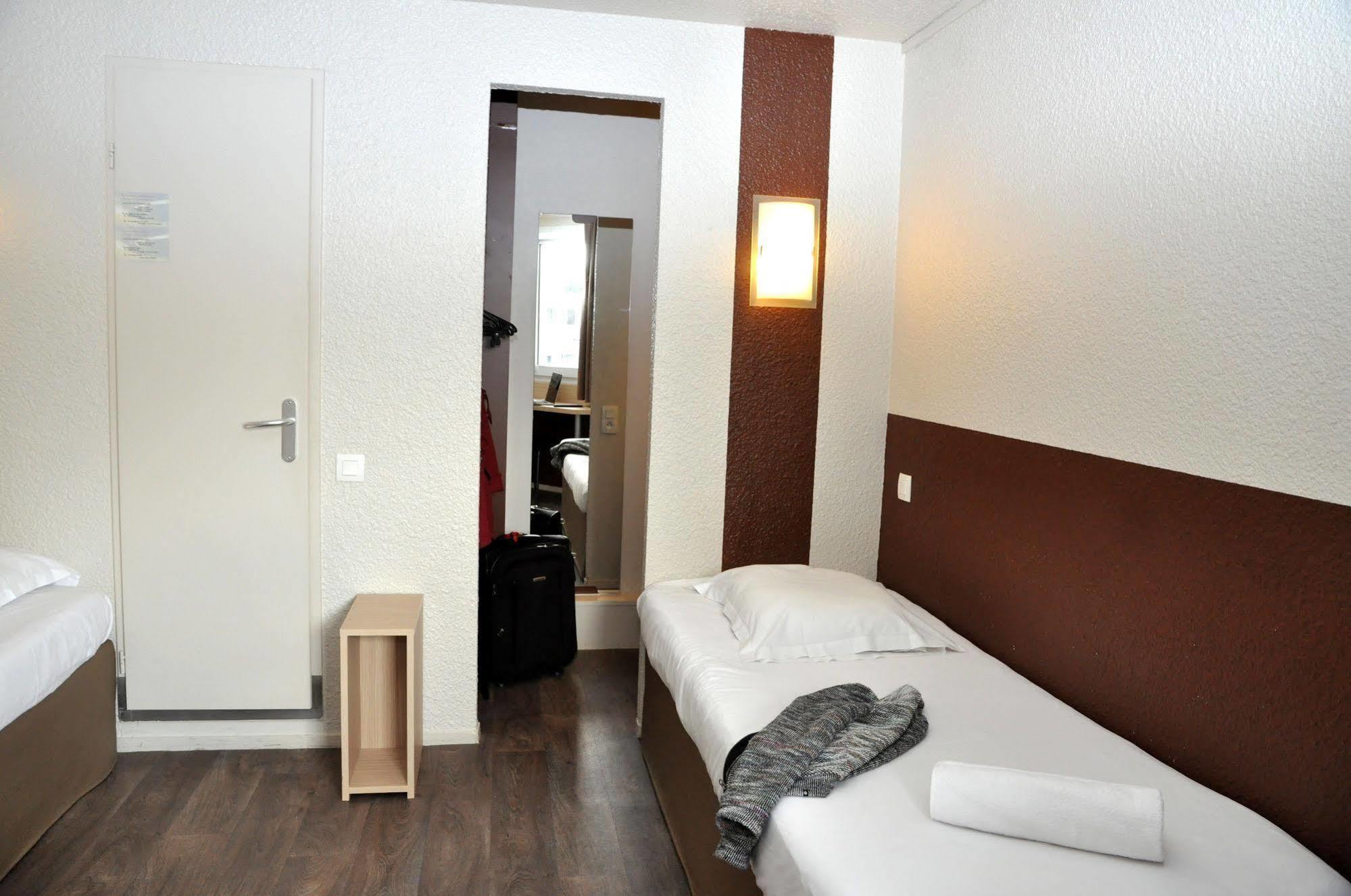 B Hotel Caen Mondeville Exterior foto