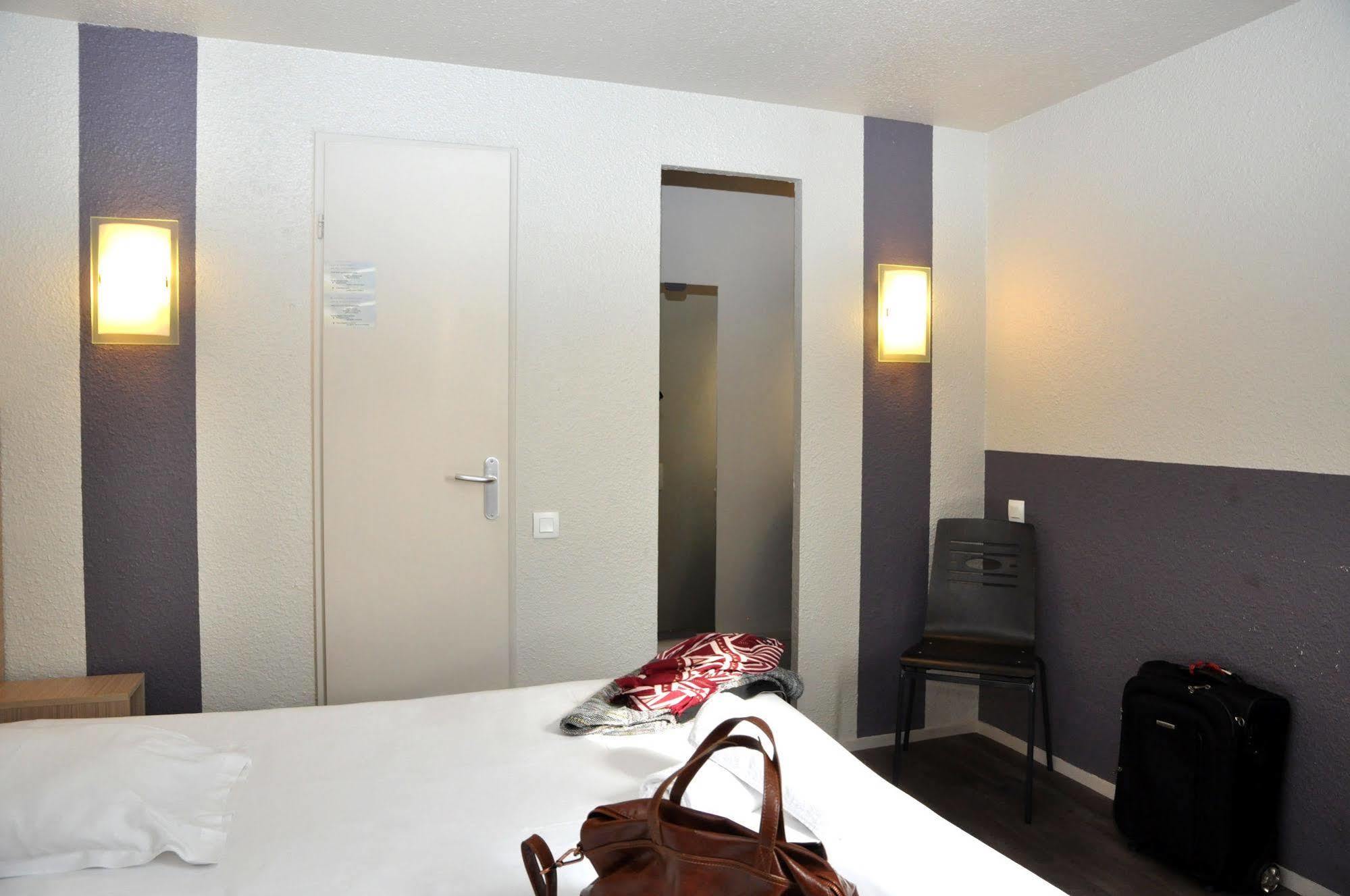 B Hotel Caen Mondeville Exterior foto